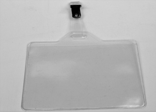 CAJA 100 FUNDAS IDENTIFICACION PVC APAISADO 70x106MM CON PINZA IBERPLAS 1075P100