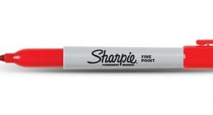 MARCADOR PERMANENTE SHARPIE ROJO PAPERMATE S0810940